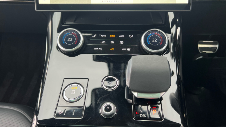 Land Rover Range Rover Sport 3.0 D300 Dynamic SE 5dr Auto Diesel Estate